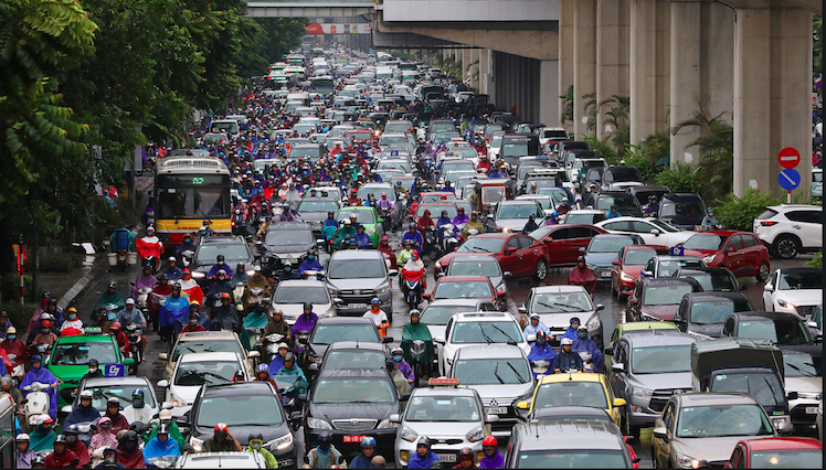 Lượng ô tô rất lớn tại Hà Nội
